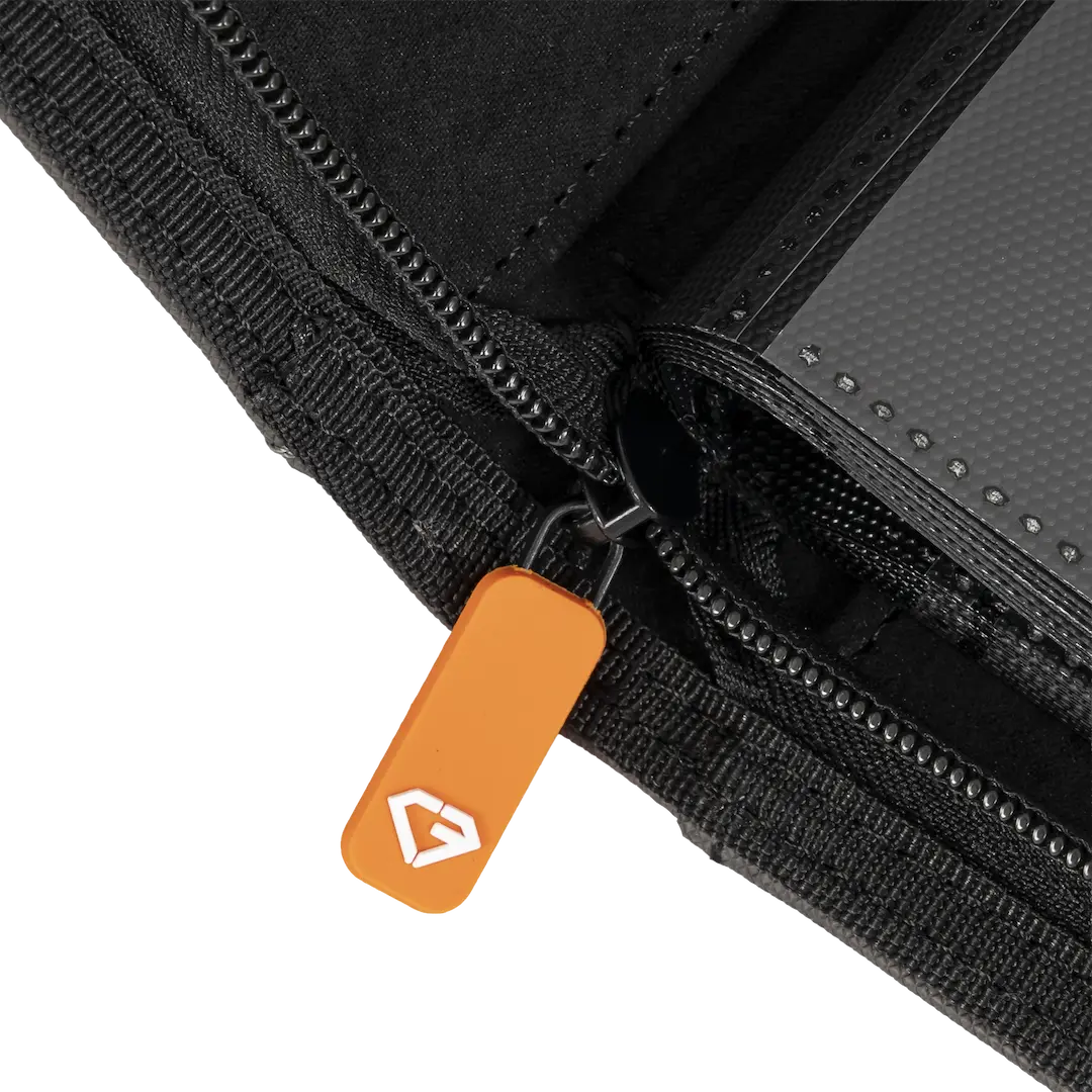 Zipper detail of the Oversized Jumbo Card Binder showcasing durable material and quality craftsmanship.