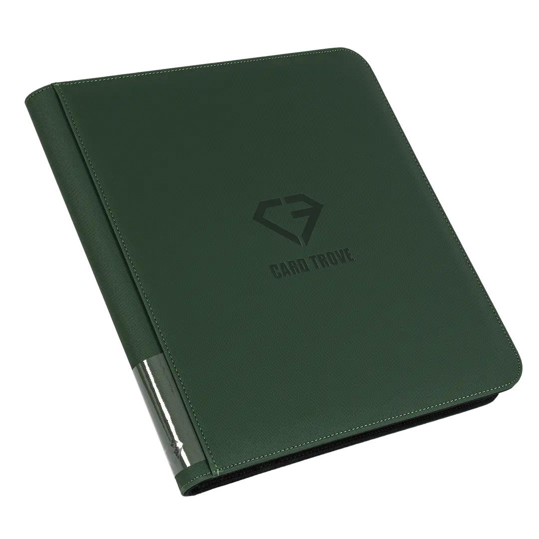 Reliure de cartes à 12 pochettes verte présentée dans une couverture verte de qualité supérieure, conçue pour contenir jusqu'à 480 cartes à collectionner standard.