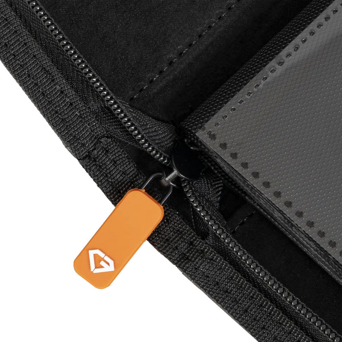 Close-up of the zipper on the 4-Pocket Card Binder Grey showcasing its smooth operation and durable design.