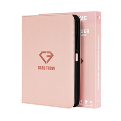 9-Pocket-Kartenbinder Pink, der eine hochwertige, pastellrosa Kartenaufbewahrungslösung für Sammelkarten präsentiert.