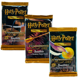 HP Quidditch Cup Booster Pack mit drei Boostern mit Quidditch-Karten aus dem Harry Potter TCG.