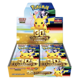 30th Anniversary Japanse Booster Box met Pokémon-branding en levendige beelden.